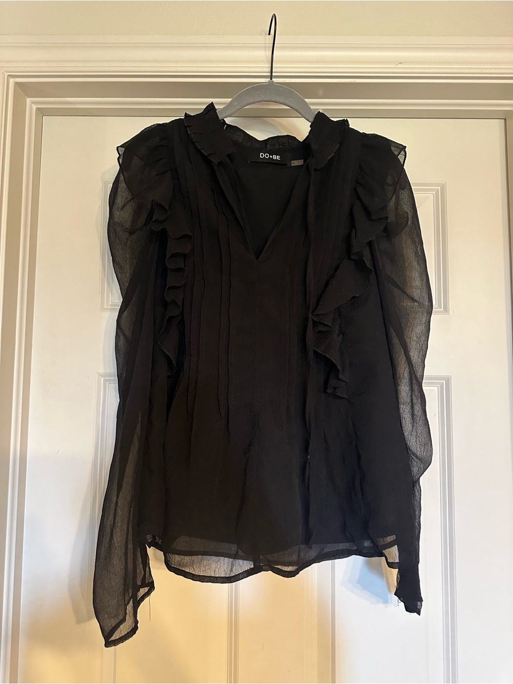 DO+BE Black Sheer Ruffle V-Neck Long-Sleeve Blouse